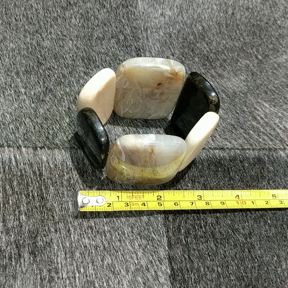 POLISHED TAGUA Stretch Bracelet Ivory Tan Black - Picture 7 of 7